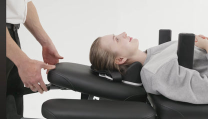 Auto Supreme i5 Heated Traction Table