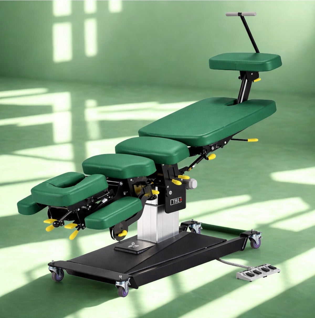 Chiro Supreme 1.0 flexion distraction chiropractic treatment table