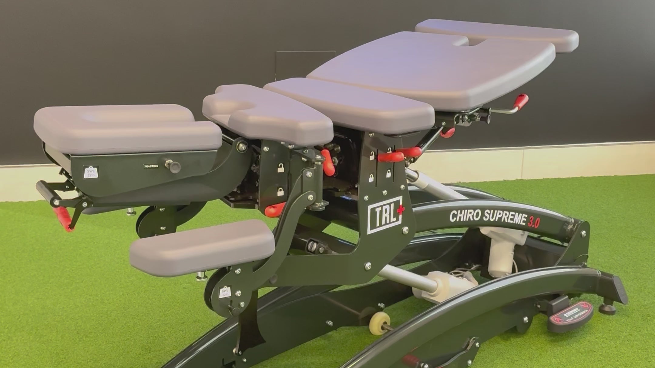 Supreme 3.0 Hi-Lo Elevation Flexion Distraction table + Red Light Therapy