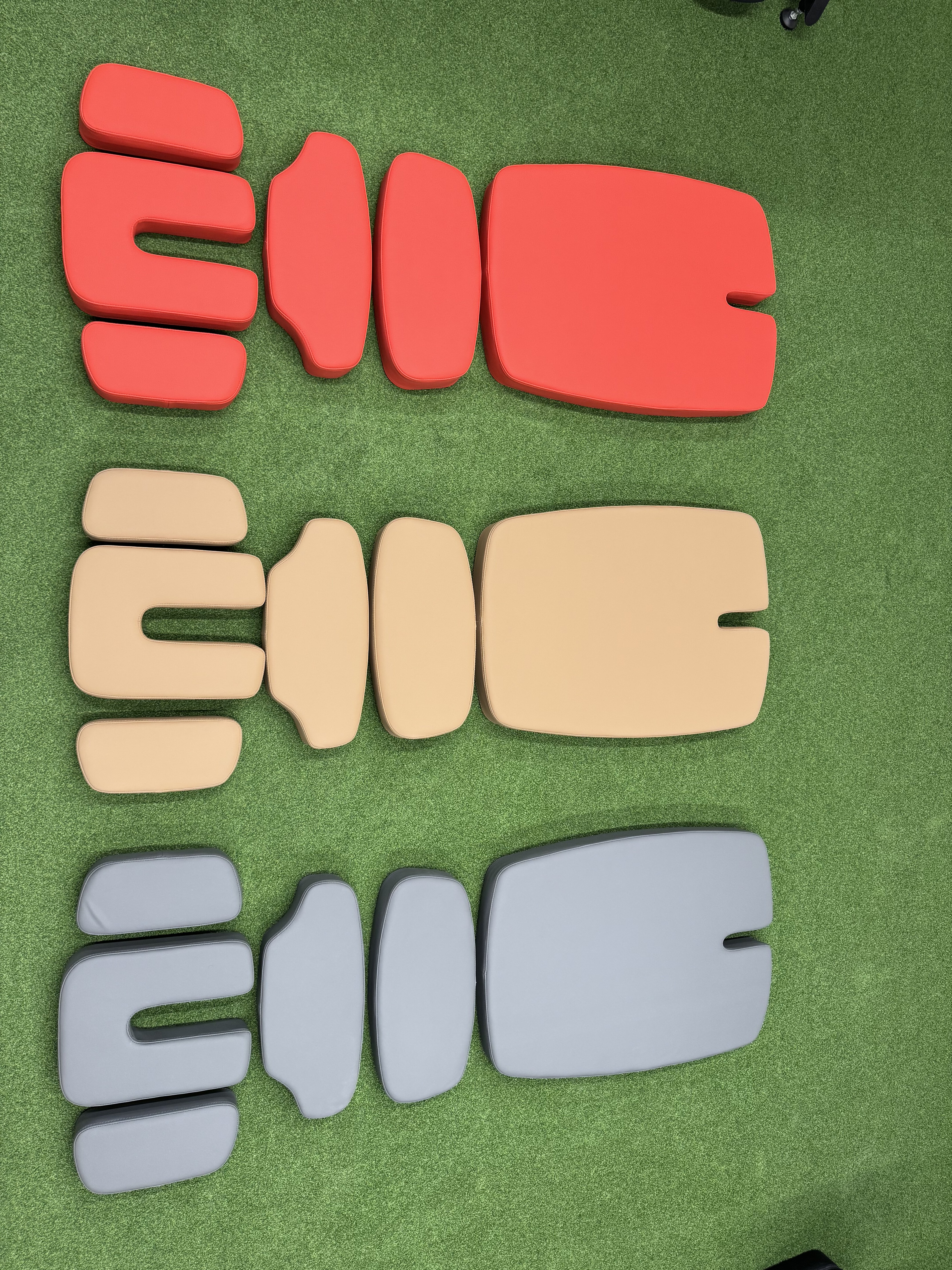 Supreme 3.0 Hi-Lo Elevation Flexion Distraction table + Red Light Therapy