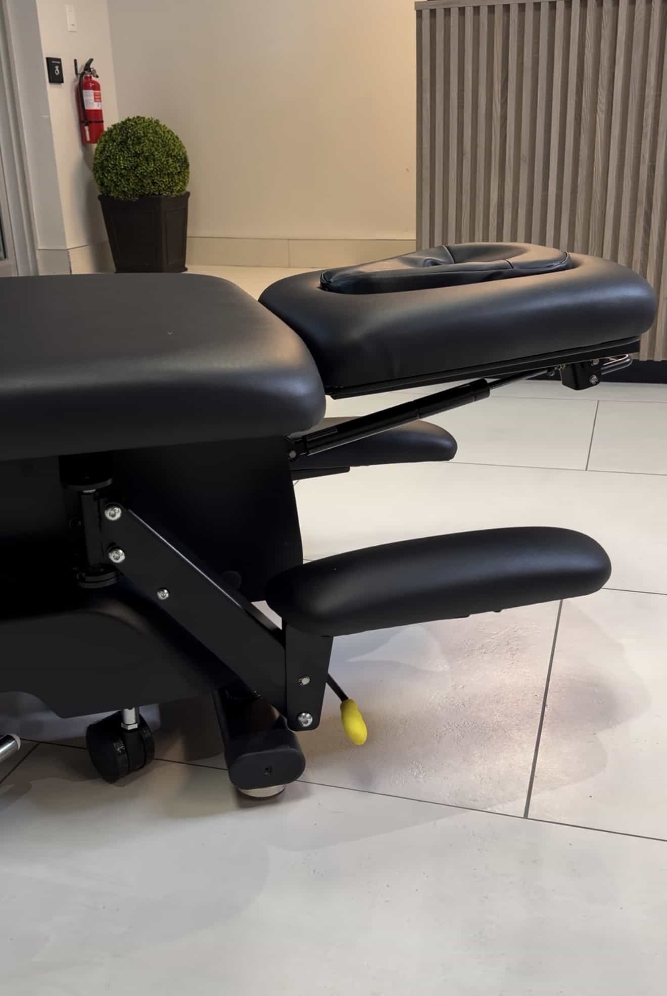 Model X Elite Elevation Massage & Physio Table